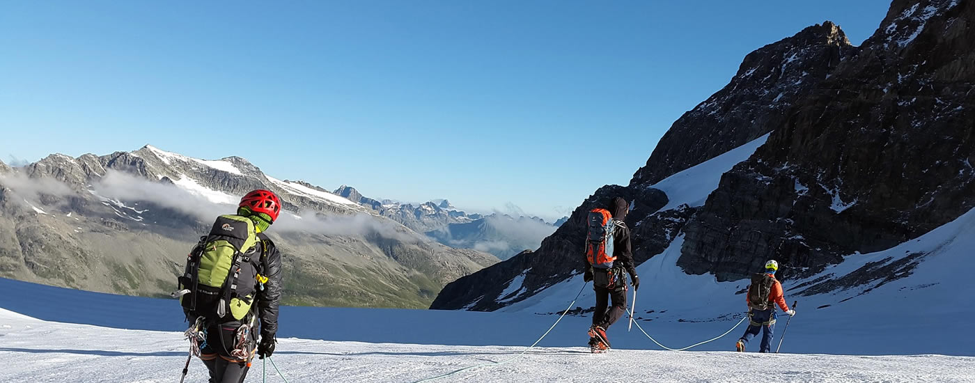 Association Of Canadian Mountain Guides